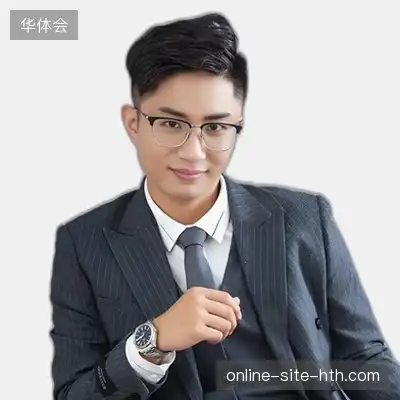 程翔